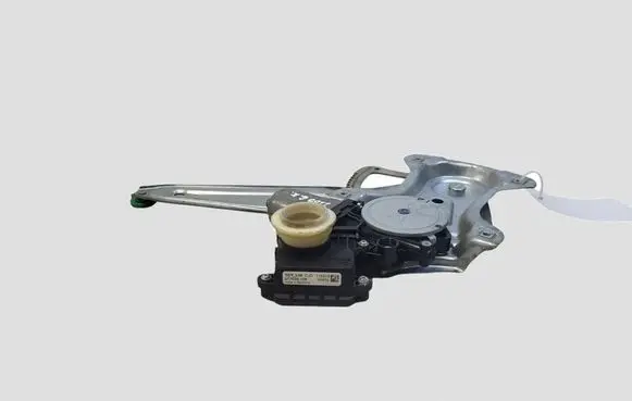 Toyota Avensis T270 Rear door window regulator with motor 8570102010 961920100