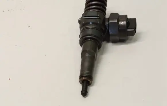 Ford Galaxy Fuel injector 038130073AC