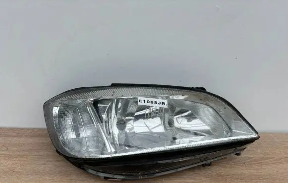 Opel Zafira A Headlight/headlamp 89100055