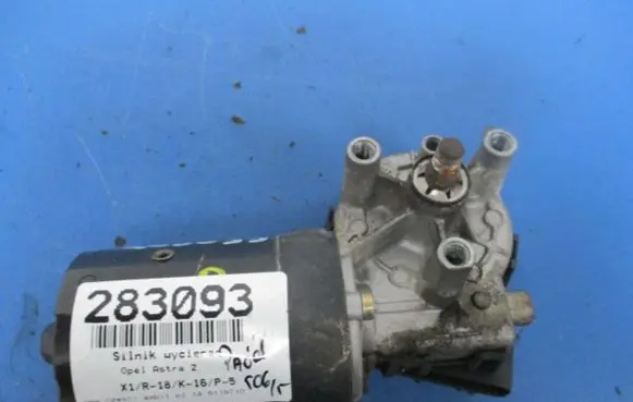 Opel Astra H Front wiper linkage and motor