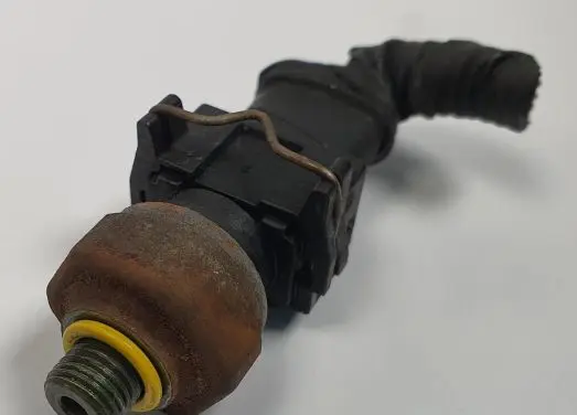 Volvo XC90 Air conditioning (A/C) pressure sensor 30899051