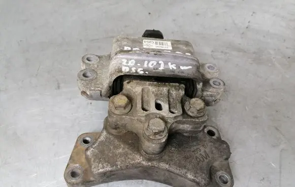Volkswagen PASSAT B7 Engine mount bracket 1K0199555 1K0199117