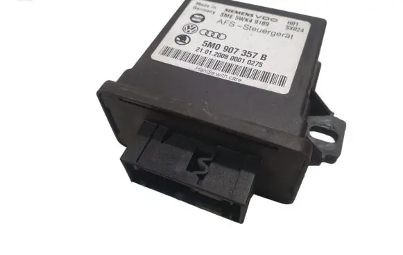 Volkswagen PASSAT B6 Light module LCM 5M0907357B 5WK49189