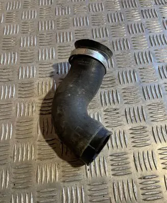 Audi A4 S4 B7 8E 8H Intercooler hose/pipe 8E0145837G 1156684 11568B03