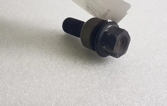 Porsche Macan (95B) Nuts/bolts 