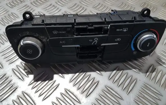 Ford Focus Climate control unit f1et19980bf