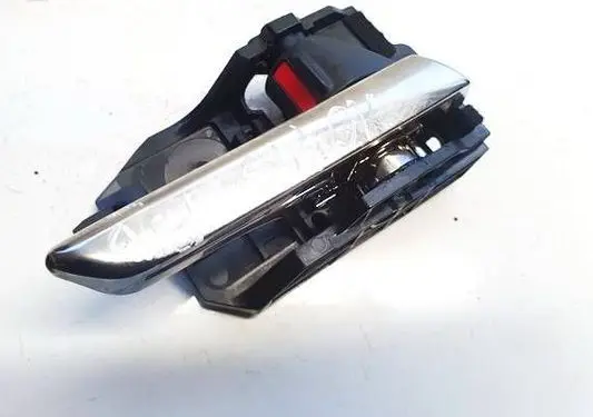 Mazda CX-30 Front door interior handle v8392