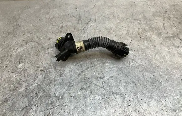 Breather/breather pipe/hose