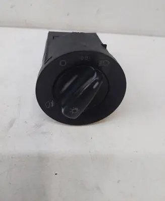 Volkswagen PASSAT B5.5 Light switch 1C0941531