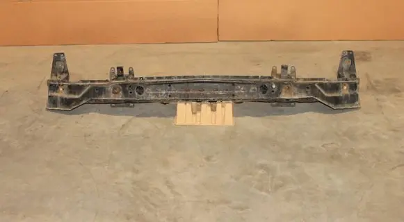 BMW X5 E53 Front bumper cross member 8402831