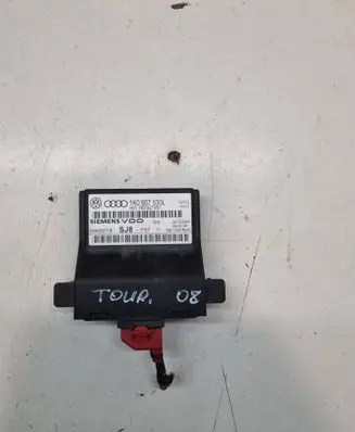 Volkswagen Touran I Gateway control module 1K0907530L 5WK50011B 1K0907951