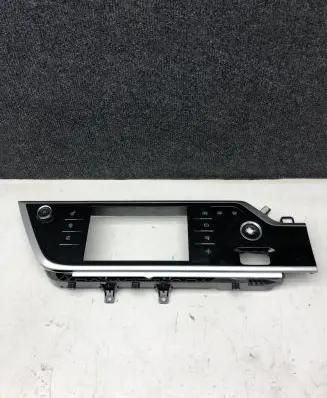 Citroen C4 II Picasso Radio/GPS head unit trim 98011199VV