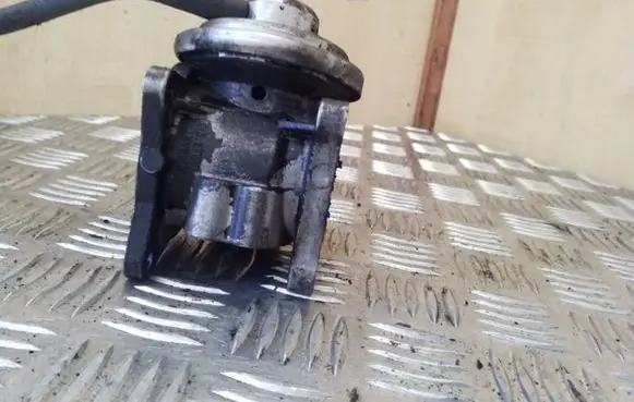 Mitsubishi Outlander EGR valve 038129637D
