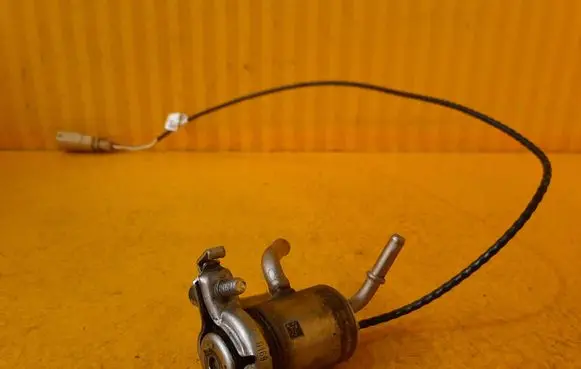 Audi A6 S6 C8 4K AdBlue injector 05L131113C