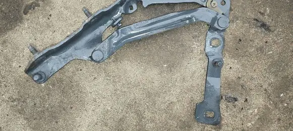 Tesla Model 3 Tailgate/trunk/boot hinge