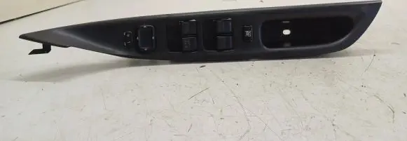 Mazda 6 Front door window switch trim GJ6A684L6