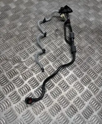 Nissan Qashqai Fuel return line/hose 166714557R