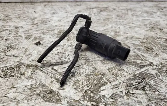 Skoda Fabia Mk1 (6Y) Windscreen/windshield washer pump 1T0955651A