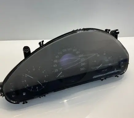 Mercedes-Benz E W211 Speedometer (instrument cluster) A2115403347 110080283 2115403347