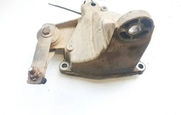 Audi A6 S6 C5 4B Engine mounting bracket 8D0399114S