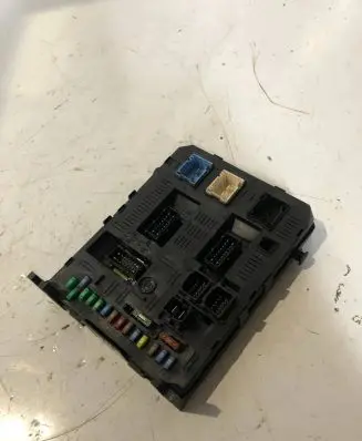 Citroen C4 I Fuse module 9658158780 BSI2004H05 01301204