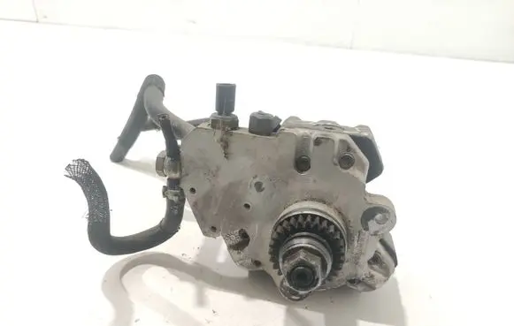 Mitsubishi Colt Fuel injection high pressure pump A6400700601 0445010096