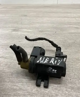 Valve vacuum