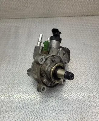 Jaguar XE Fuel injection high pressure pump 0445010706