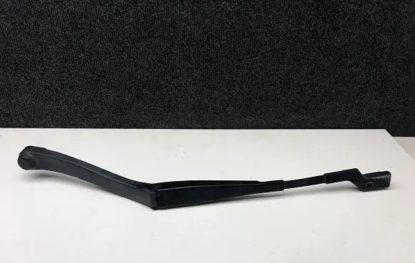 Mercedes-Benz E W212 Front wiper blade arm A2128201544