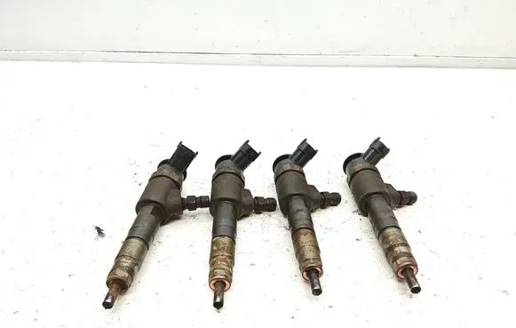 Peugeot 5008 Fuel injectors set 0445110566