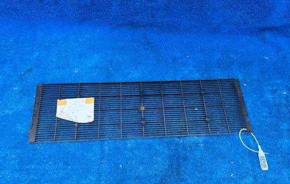 BMW 4 F32 F33 Radiator trim 8485042