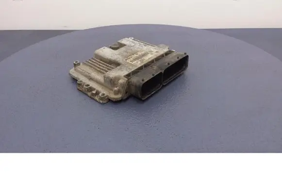 Opel Zafira B Engine control unit/module ECU 55205622