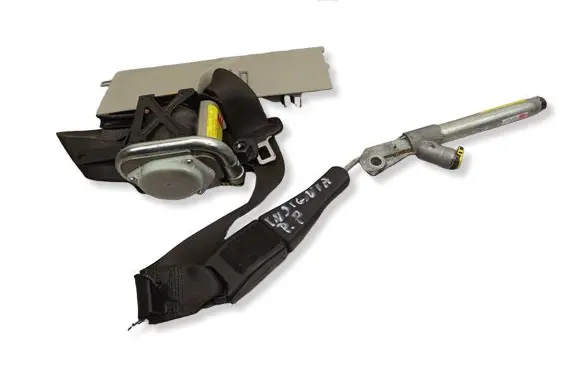 Opel Insignia A Front seatbelt 12848367
