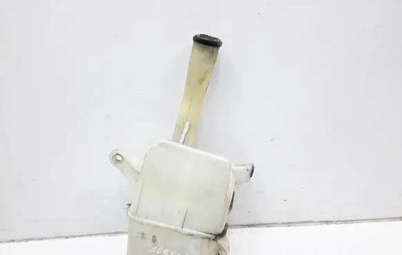 Toyota Corolla Verso E121 Windshield washer fluid reservoir/tank 060851054