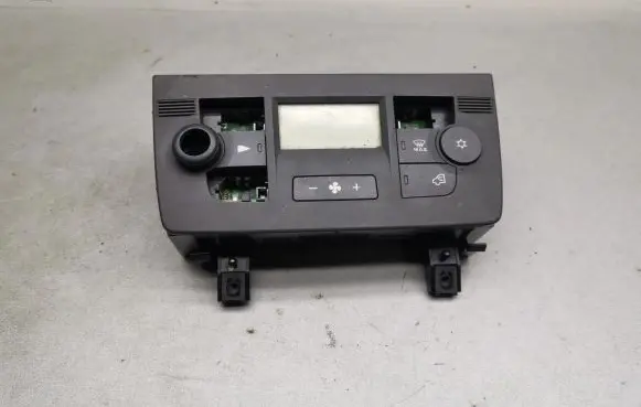 Citroen Jumper Climate control unit 735421145