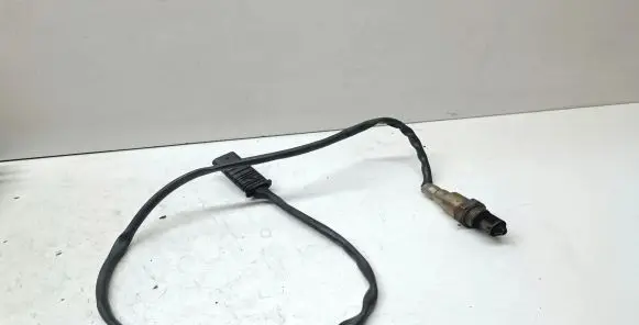 BMW 2 F46 Lambda probe sensor 8570229 0281004431