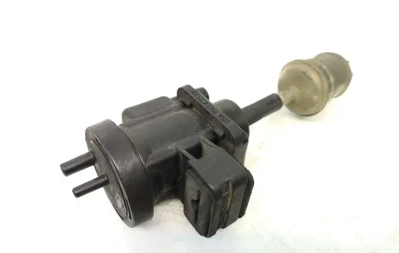 Mercedes-Benz ML W163 Turbo solenoid valve A0005450427