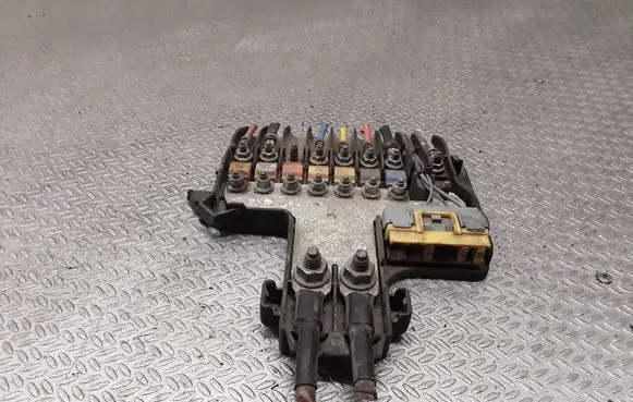 Citroen C4 Grand Picasso Fuse module 9662914480