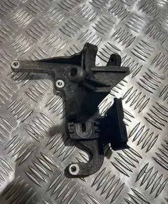 Volvo V60 Engine mounting bracket AV6Q9B470BB