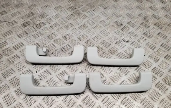 Audi A6 S6 C6 4F A set of handles for the ceiling 8P0857607 8P0857607M