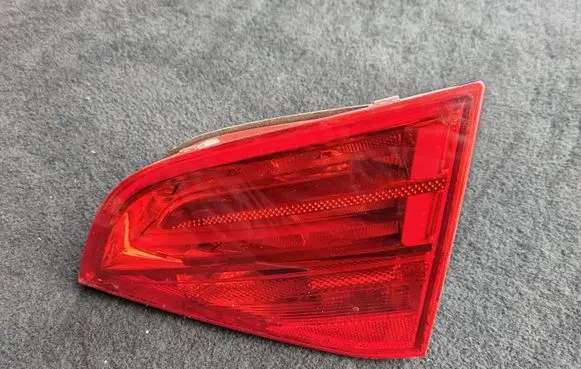 Audi A4 S4 B8 8K Tailgate rear/tail lights 8K9945094