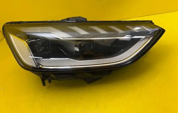 Audi A4 S4 B9 8W Headlight/headlamp 8W0941036E