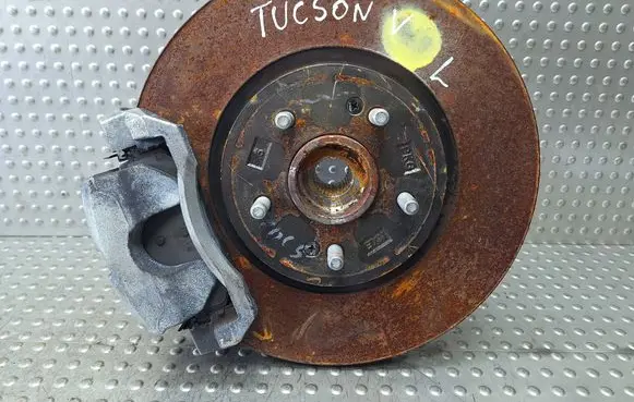 Hyundai Tucson IV NX4 Front wheel hub spindle knuckle