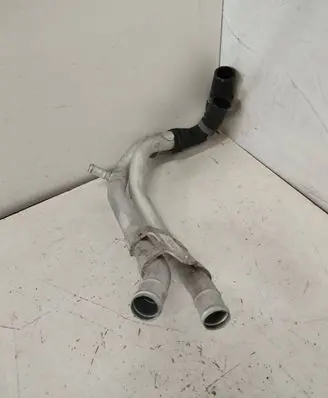 Audi A4 S4 B9 Intercooler hose/pipe 04E121194 04E121151