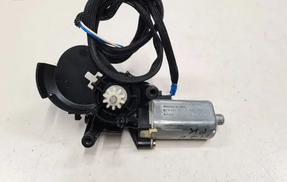 Mercedes-Benz E W211 Seat adjustment motor A2118203142KZ A2118203142 820418074