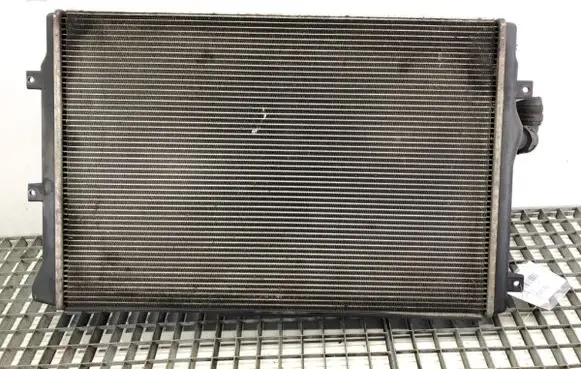Audi A3 S3 8P Coolant radiator 1K0121251N