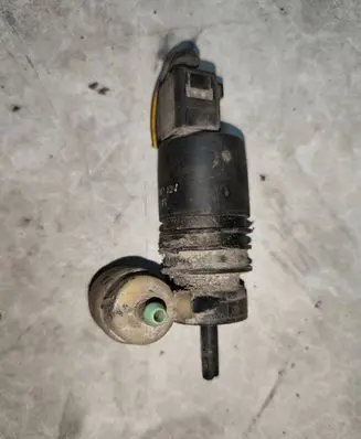Audi A6 S6 C6 4F Windscreen/windshield washer pump 3028743