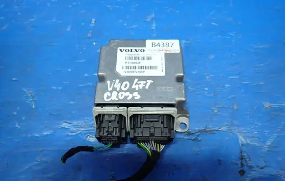 Volvo V40 Airbag control unit/module 31406938 V0202T73021