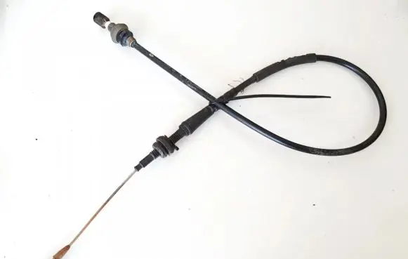 Volkswagen Golf III Throttle cable 1h0721555b