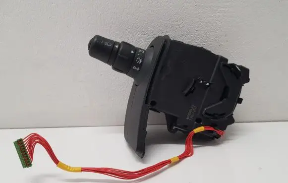 Renault Kangoo II Indicator stalk 88102003421